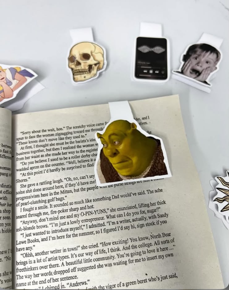 Shrek magnetic bookmark thumbnail